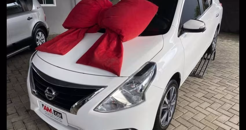 Nissan Versa 1.6 SL - Branca - 2018/2018