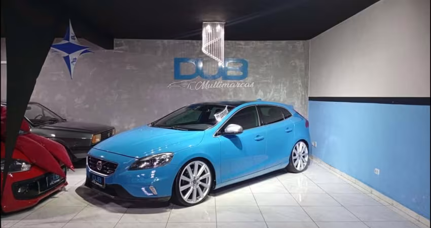 VOLVO V-40 2.0 TB 4P 2014