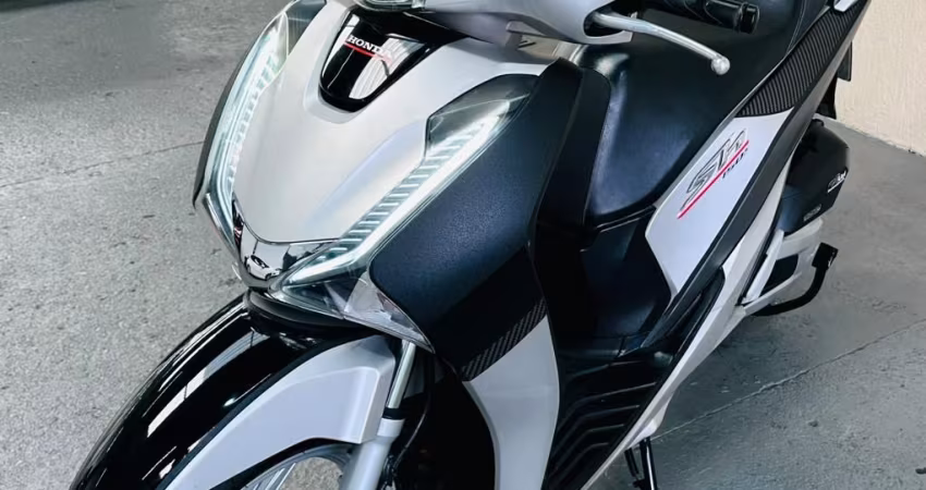 Motocicleta muito conservada