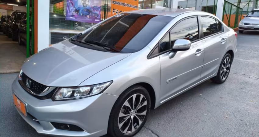 HONDA Civic 2.0 16V 4P LXR