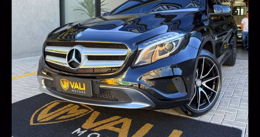GLA 200 Vision 1.6 TB 16V Flex Aut.