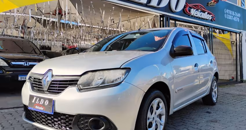 Renault Sandero Authentique 1.0 Hi-flex