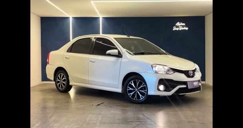 TOYOTA ETIOS PLATINUM 1.5 Flex 16V 4p Aut.