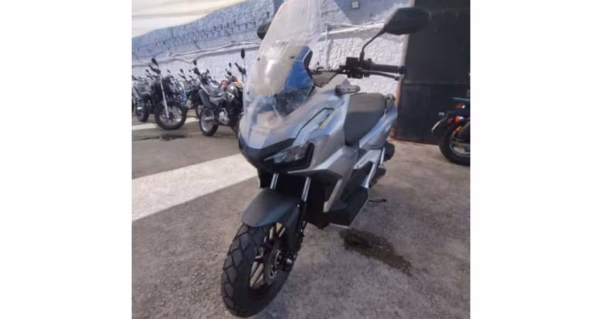 Honda Adv 160 2025