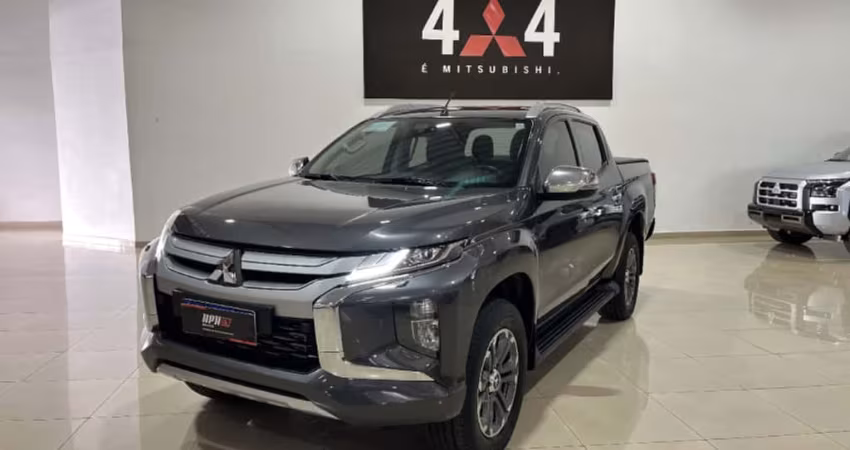 Mitsubishi L200 TRITON 2.4 16V TURBO DIESEL SPORT HPE-S CD 4P 4X4 AUTOMÁTICO