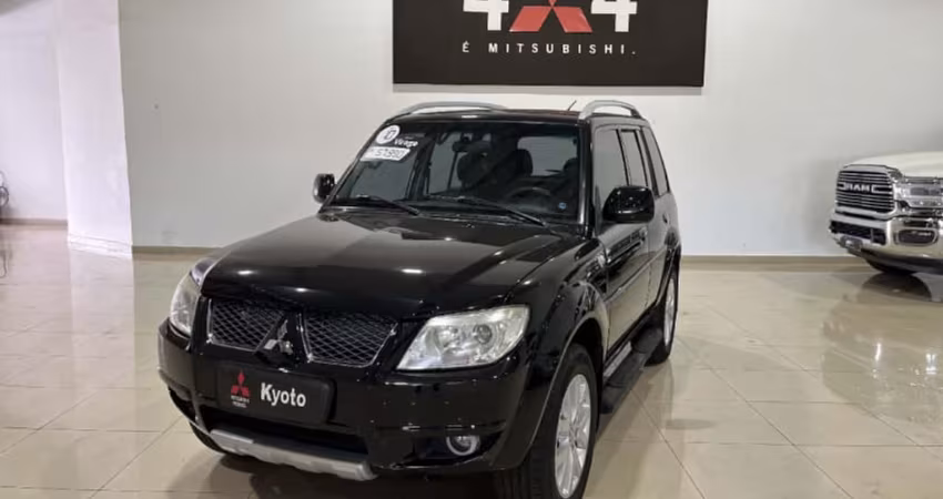 Mitsubishi PAJERO TR4 2.0 4X4 16V 140CV FLEX 4P AUTOMÁTICO
