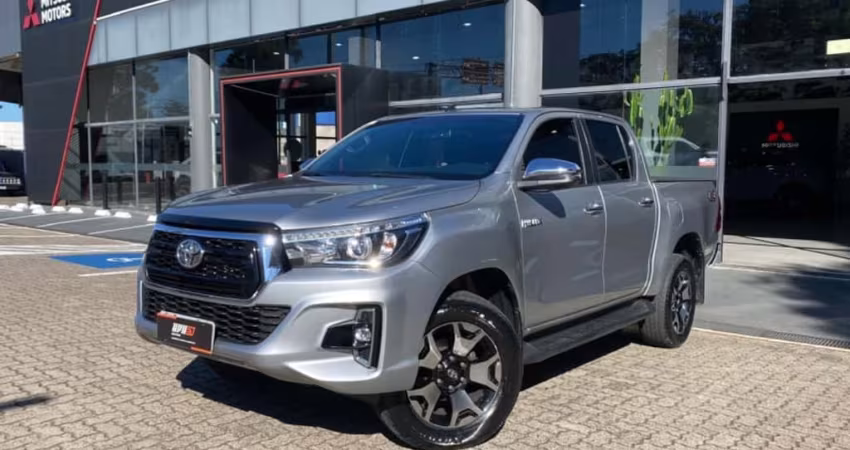 Toyota HILUX 2.8 SRX 4X4 CD 16V DIESEL 4P AUTOMÁTICO