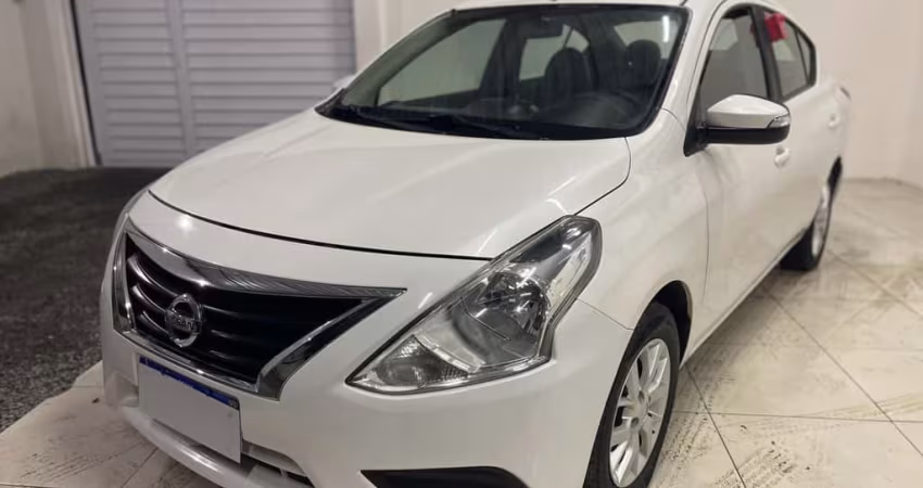 NISSAN VERSA 16SV CVT 2020