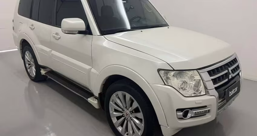 MITSUBISHI PAJERO 2016