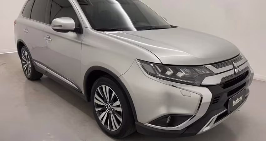 OUTLANDER HPE-S 2.2 DIESEL AUT