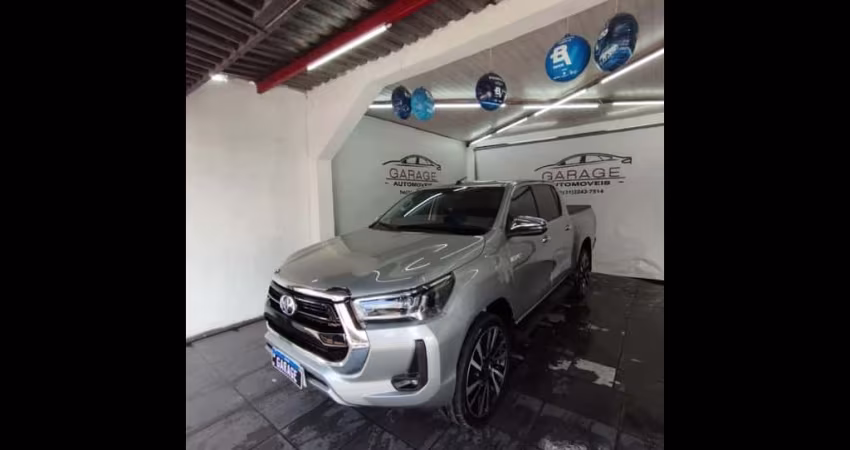 Toyota Hilux CD SRV 4x4 2.8 TDI Diesel Aut.  - Prata - 2017/2018