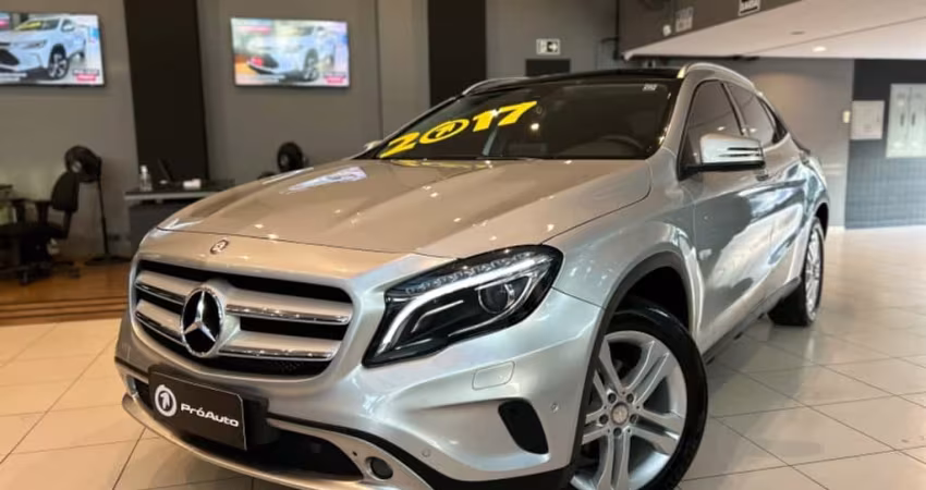 Mercedes-Benz GLA 200 1.6 CGI ENDURO 16V TURBO FLEX 4P AUTOMÁTICO