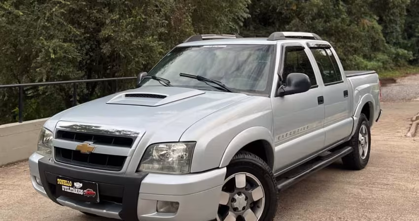 Chevrolet S-10 Pick-up S10 P-Up Executive 2.4 MPFI F.Power CD  - Prata - 2011/2011