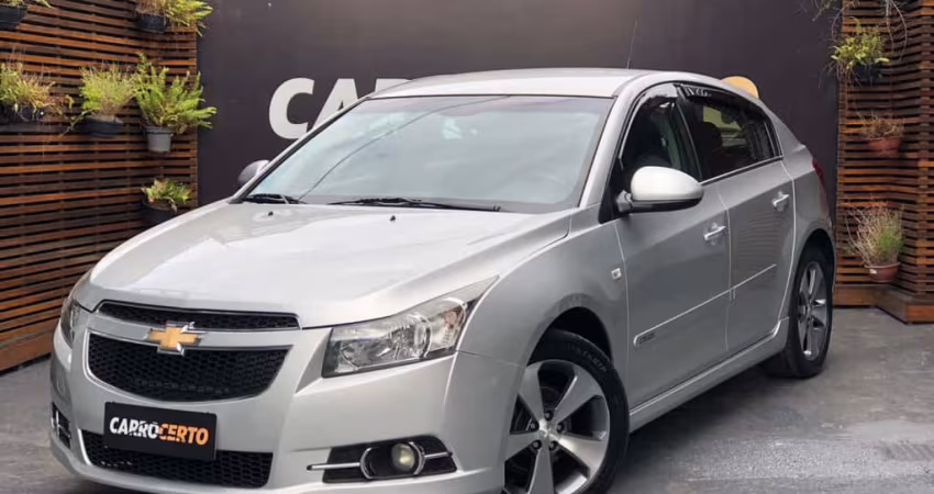 GM - Chevrolet CRUZE HB Sport LT 1.8 Mec 2014 Flex  ótimo estado