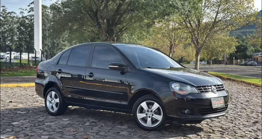 VOLKSWAGEN POLO Sedan 1.6 Mi Total Flex 8V 4p