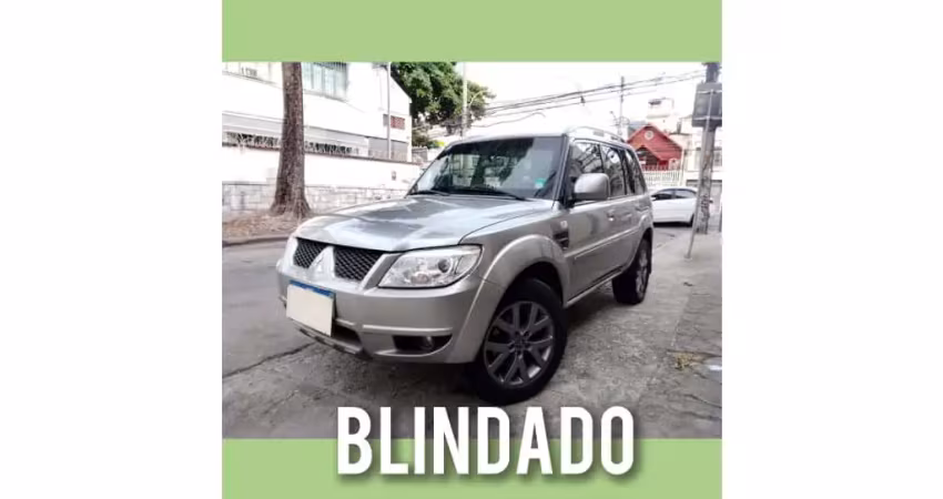 Mitsubishi Pajero tr4 2015 2.0 4x2 16v 140cv flex 4p automático