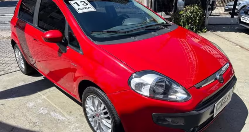 FIAT PUNTO ESSENCE 1.6 DUALOGIC FLEX com Baixo Km 2013