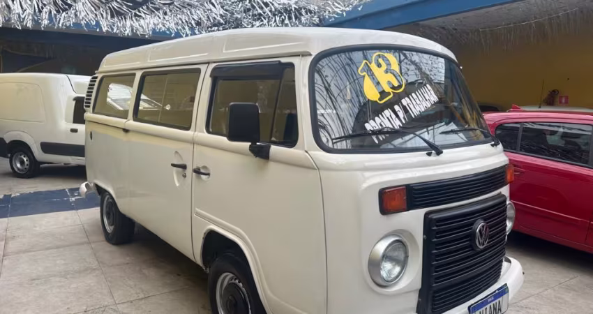  VW Kombi 2013 1.4 Flex– 9 Lugares – IMPECÁVEL!