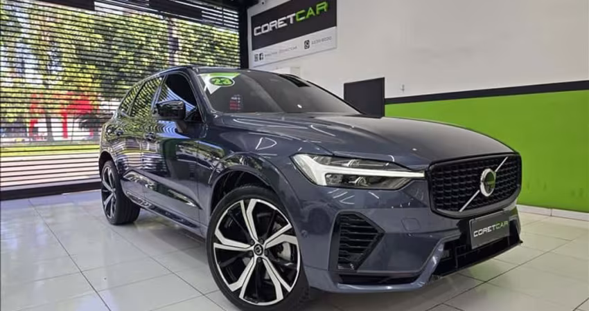 VOLVO XC60 2.0 T8 Recharge Ultimate Dark AWD Geartronic - 2023/2023