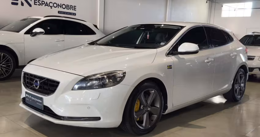 VOLVO V40 T4 DYNAMIC 2014