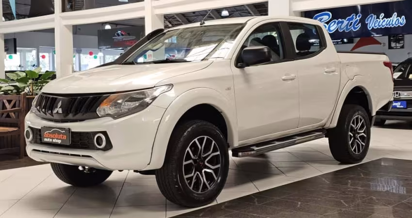 MITSUBISHI L200 TRITON 2.4 16V TURBO DIESEL SPORT GLS CD 4P 4X4 AUTOMÁTICO