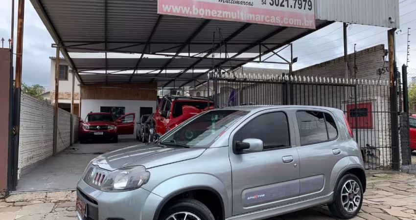 FIAT UNO 1.4 SPORTING 2011 
