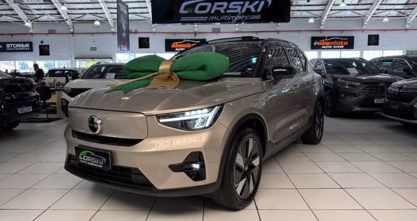 VOLVO XC40 6 PLUS 2024