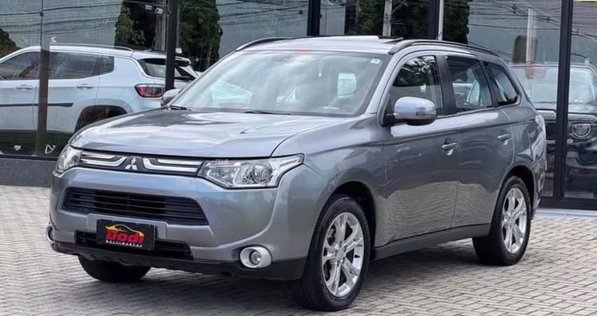 MITSUBISHI OUTLANDER 2.0 2015