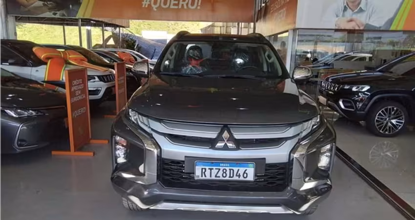Mitsubishi L200 triton 2023 2.4 16v turbo diesel sport hpe cd 4p 4x4 automático