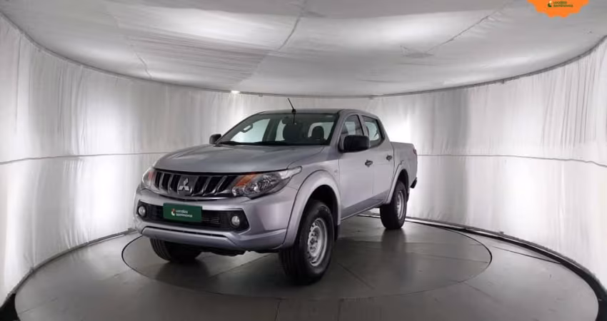 Mitsubishi L200 triton 2023 2.4 16v turbo diesel gls cd 4x4 automático
