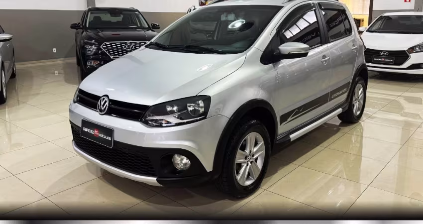 CROSSFOX 1.6 MI 8V FLEX MANUAL APENAS 73 MIL KM