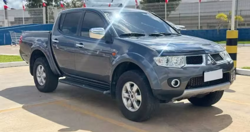 MITSUBISHI L200 TRITON 3.2 D 2013