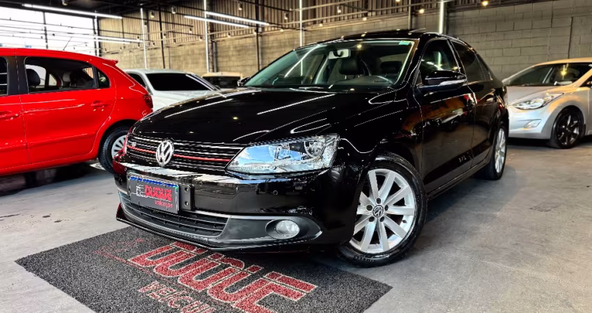 VW JETTA COMFORTLINE 2.0 FLEX AUT. 2013