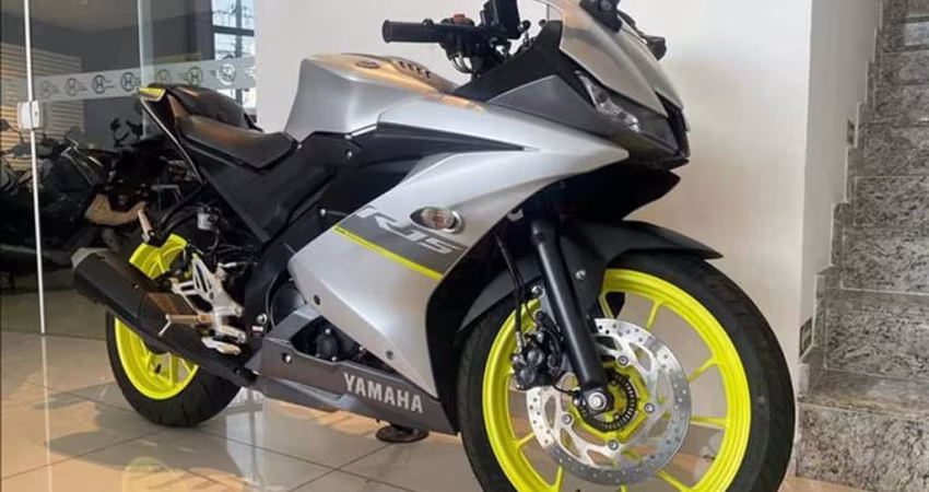 YAMAHA YZF R15  - 2024/2024