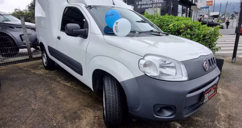 FIORINO FURGÃO WORK HARD 1.4 COMPLETA