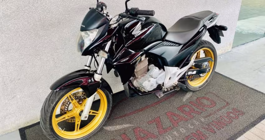 HONDA CB 300R 2015.