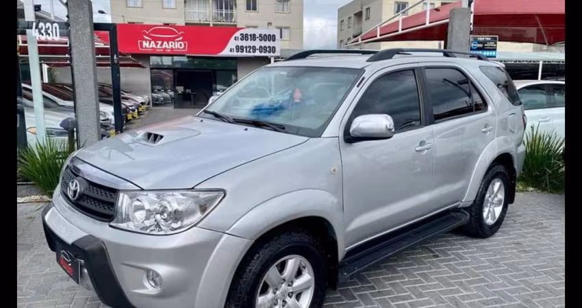 TOYOTA HILUX SW4 3.0 AUT 4x4 2011.