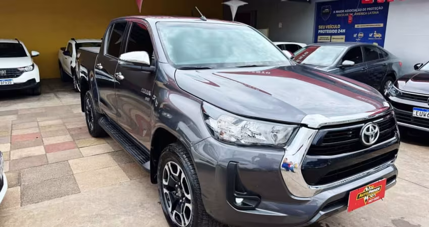 TOYOTA HILUX 2.7 SRV 4X2 CD 16V 4P