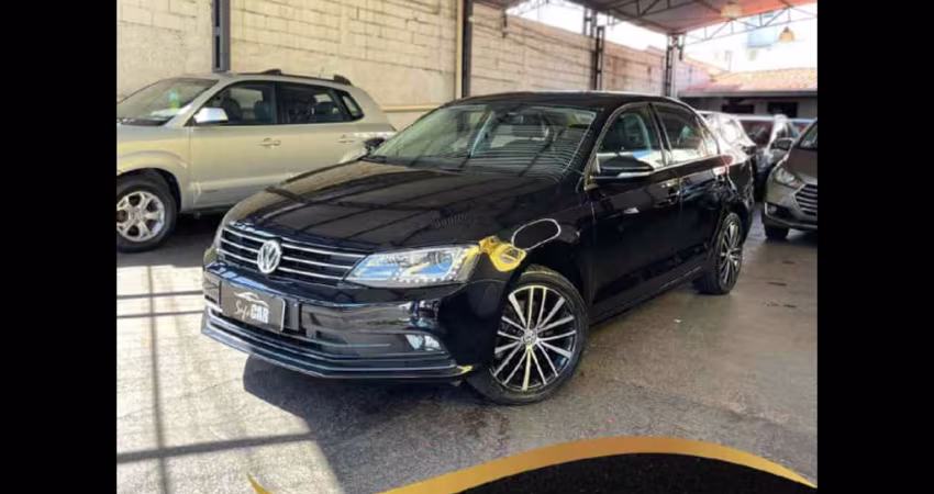 Volkswagen JETTA 2.0 TSI HIGHLINE 211CV GASOLINA 4P TIPTRONIC