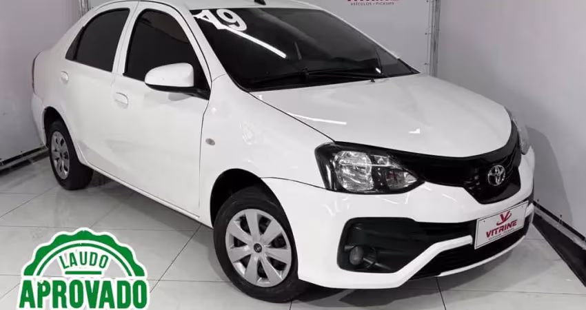 Toyota Etios 2019 1.5 x sedan 16v flex 4p manual