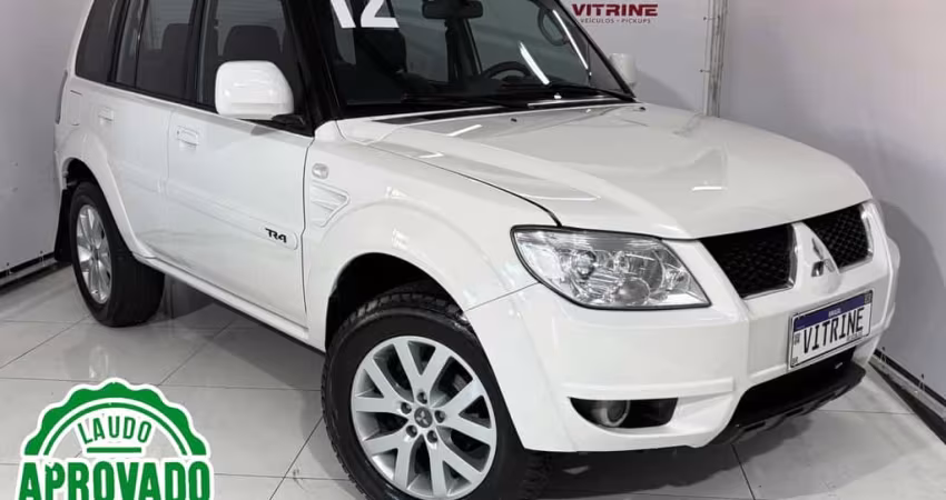 Mitsubishi Pajero tr4 2012 2.0 4x2 16v 140cv flex 4p automático