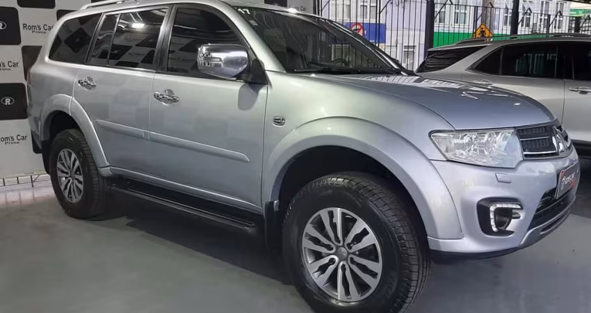 MITSUBISHI PAJERO 4X4 HPE D 2017
