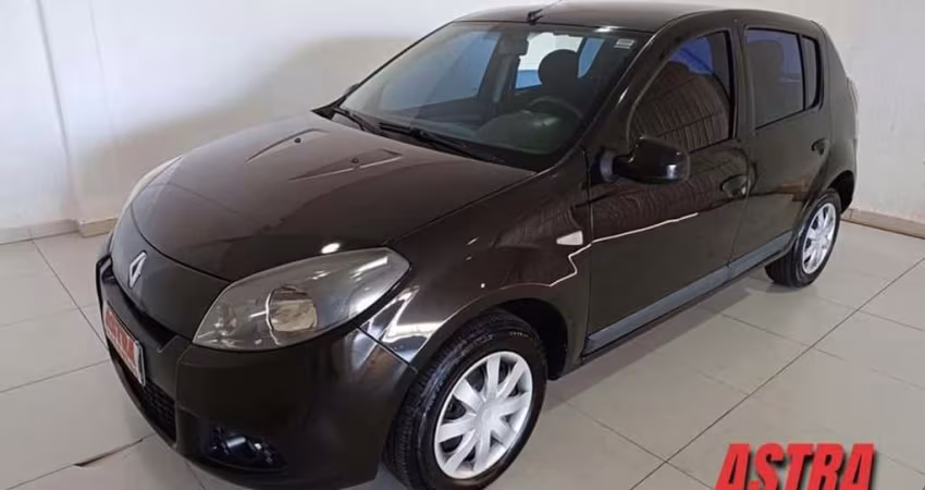 RENAULT SANDERO EXPRESSION 1.6  MANUAL 2014