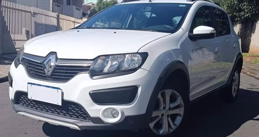 RENAULT SANDERO STEP 16 2015