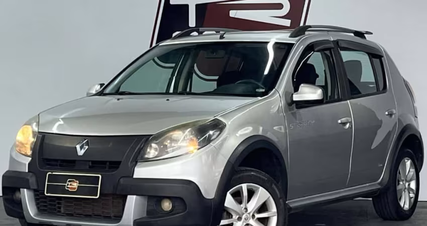 RENAULT SANDERO STW 16 2013