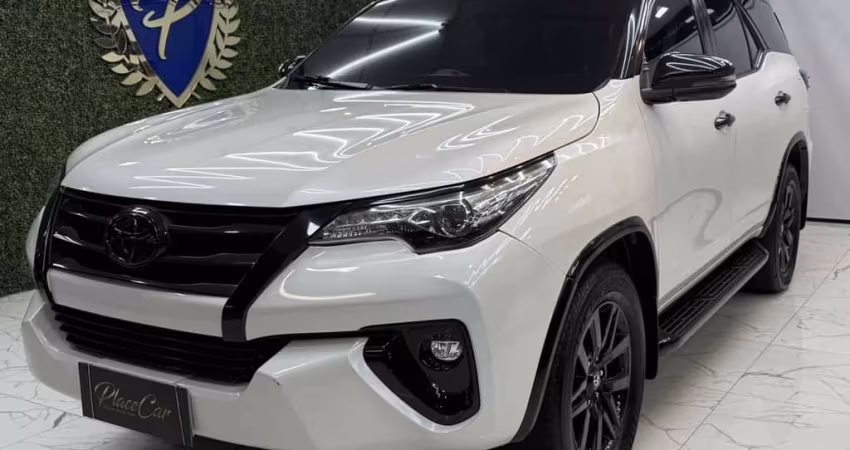 Toyota Hilux sw4 2018 2.8 srx 4x4 7 lugares 16v turbo intercooler diesel 4p automático