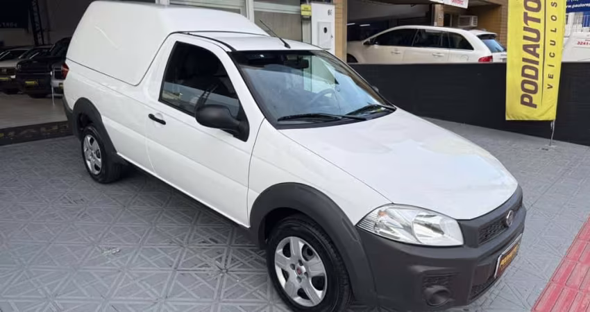 Fiat Strada Working HARD 1.4 Fire Flex 8V CS  - Branca - 2019/2020