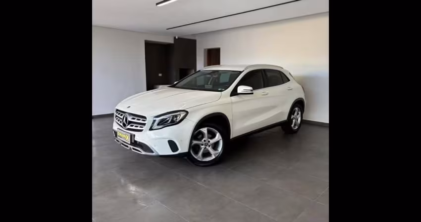 MERCEDES-BENZ GLA200FF 2018