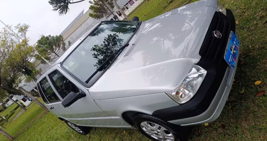 Fiat uno super cuidado em ótimo estado 