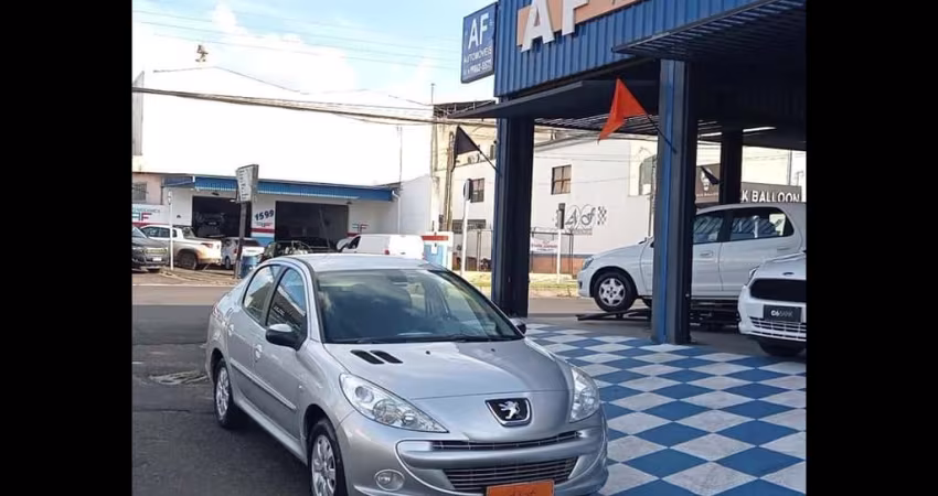PEUGEOT 207 1.4 XR Passion 8V - 2012/2012